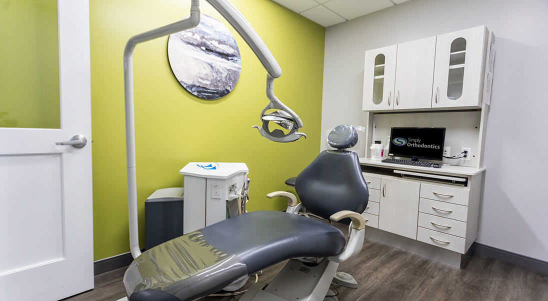 Orthodontic treatment chair