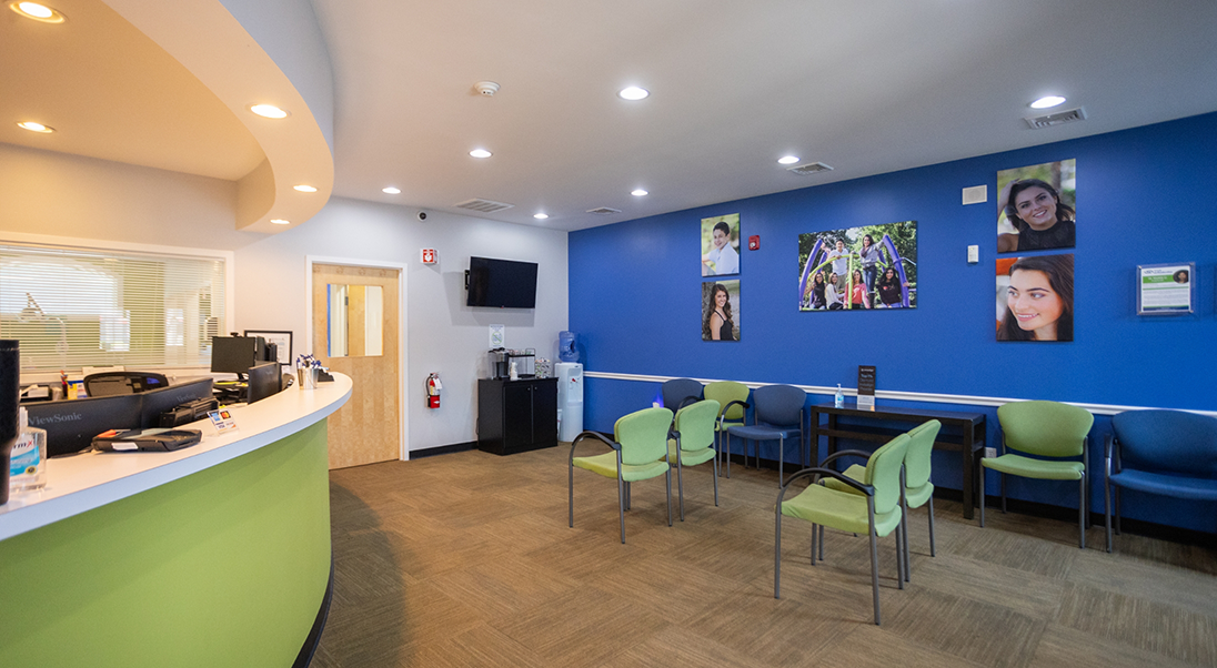 Relaxing waiting area at Simply Orthodontics Webster